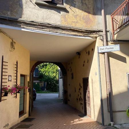 Vicolo Forno Apartment Mercallo Екстериор снимка