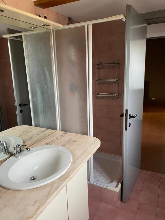 Vicolo Forno Apartment Mercallo Екстериор снимка